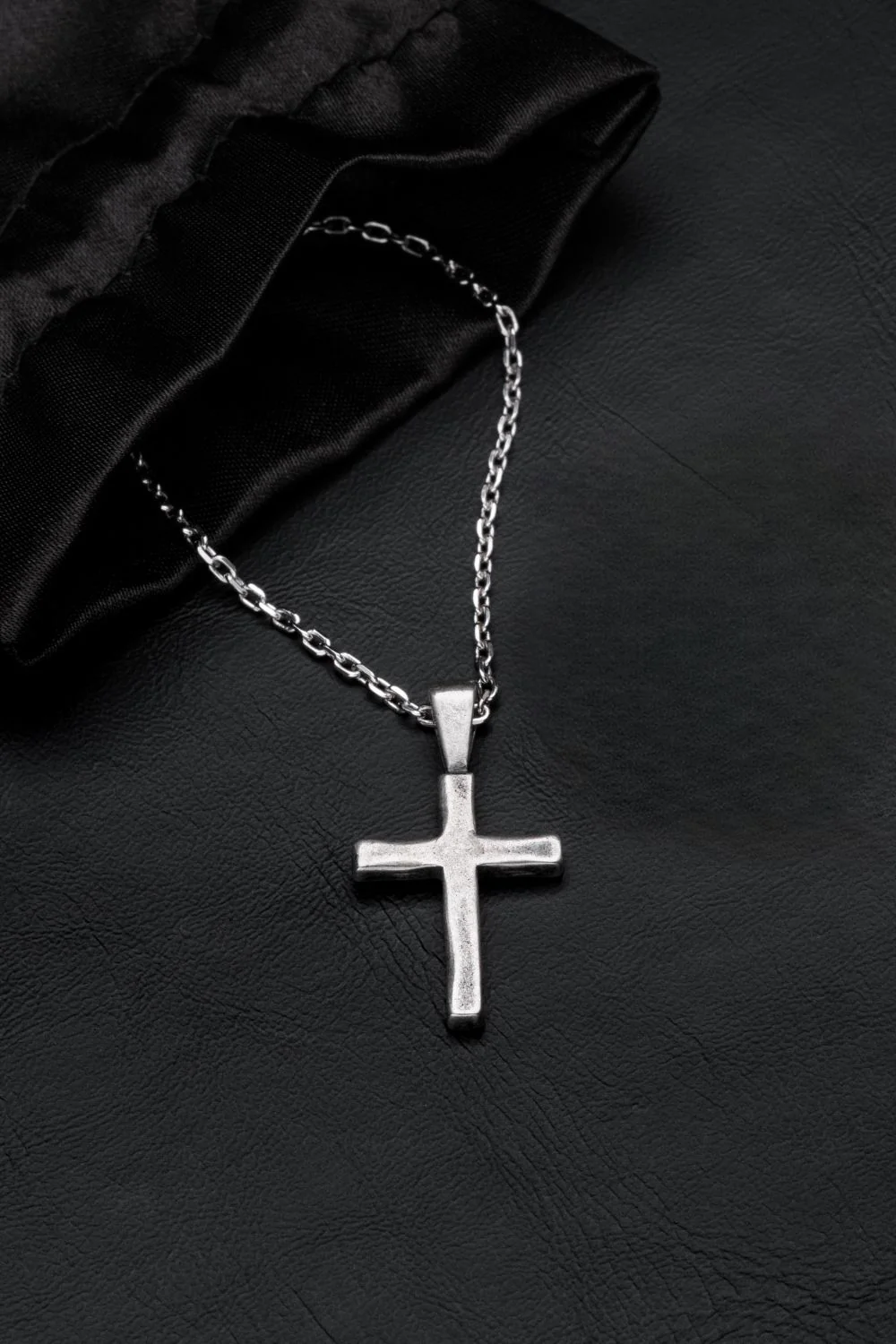The Cross Necklace - Image 5
